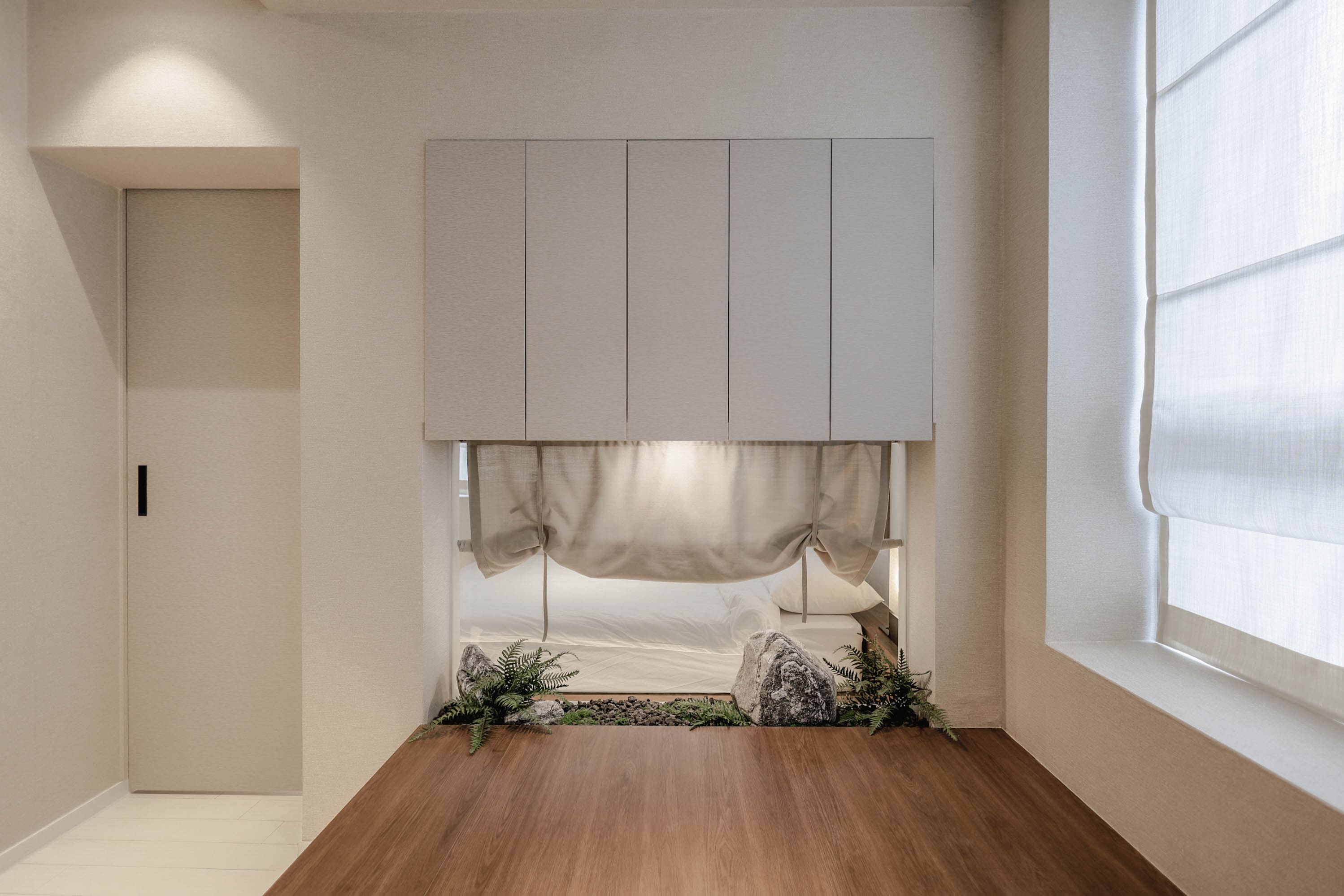 Room B - 3
