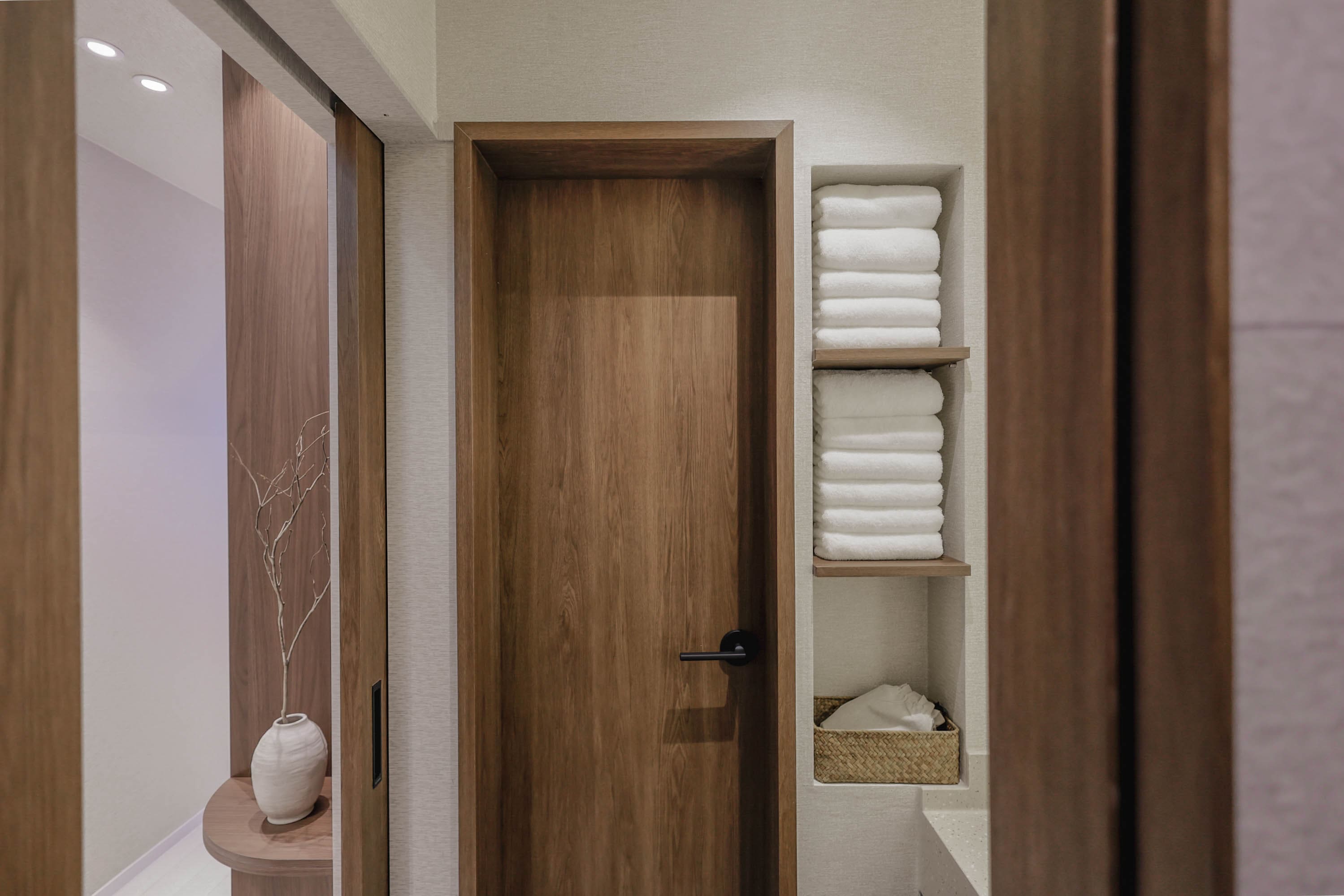 Room B - 6